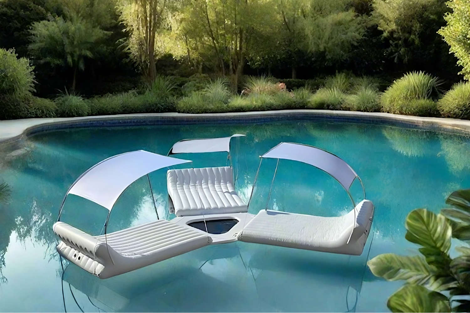 Floating Lounges